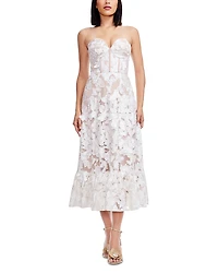 Dress the Population Carina