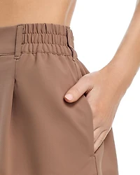 Status 3 Shorts