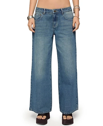 Edikted Petite Vyxen Vintage Washed Low Rise Medium Rinse Wash Jeans