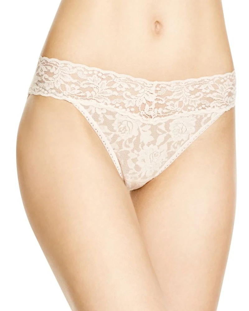 Signature Lace V-Kini