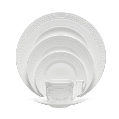 Wedgwood Intaglio 5 Piece Place Setting