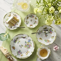 Queen Victoria Dinner Plate