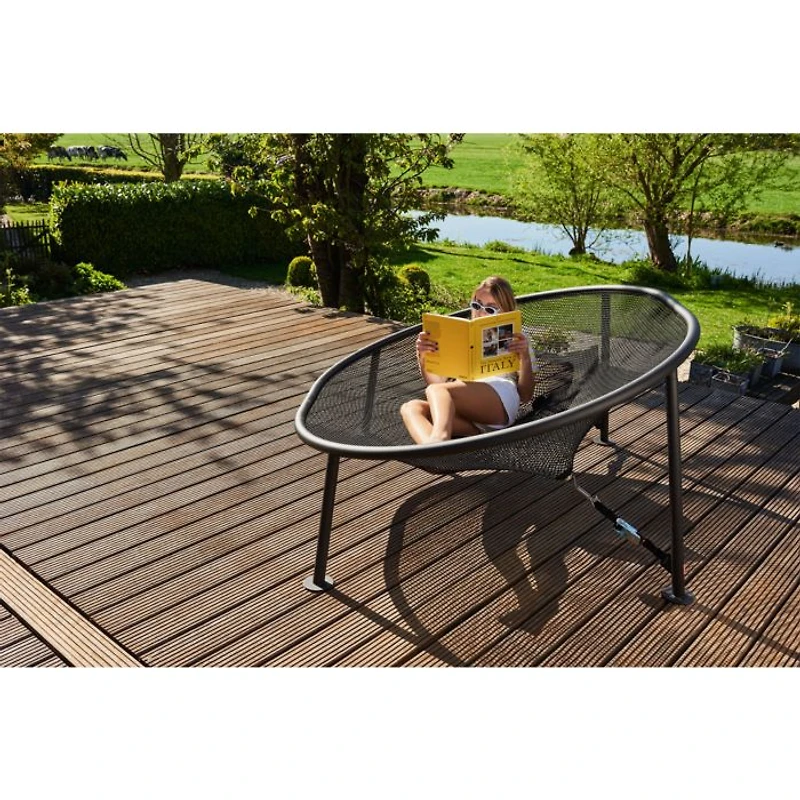 Netorious Indoor/Outdoor Lounge