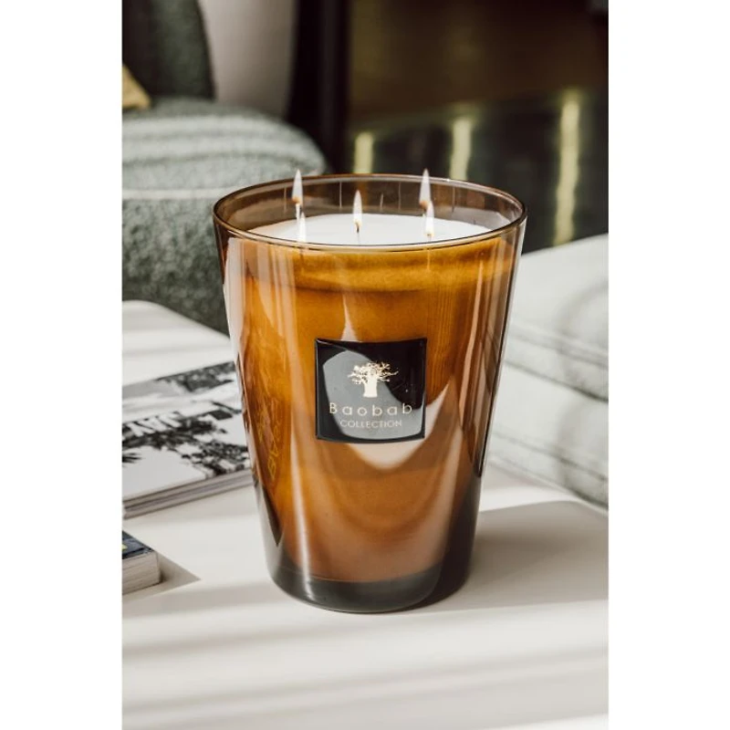 Les Prestigieuses Cuir de Russie Candle