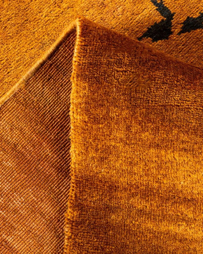 Fine Vibrance M1647 Area Rug, 8'10" x 11'10"