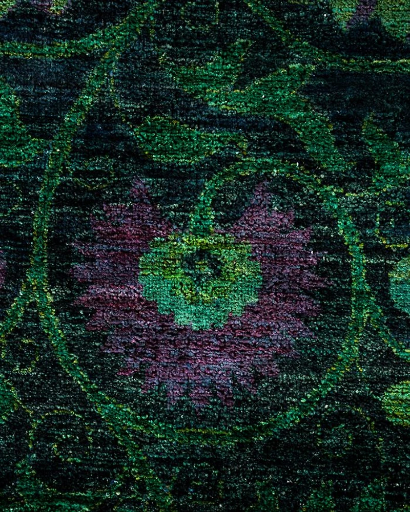 Fine Vibrance M1649 Area Rug, 8'3" x 10'4"