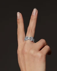 Hoorsenbuhs 18K White Gold Dame Classic Diamond Tri Link Antiquated Ring