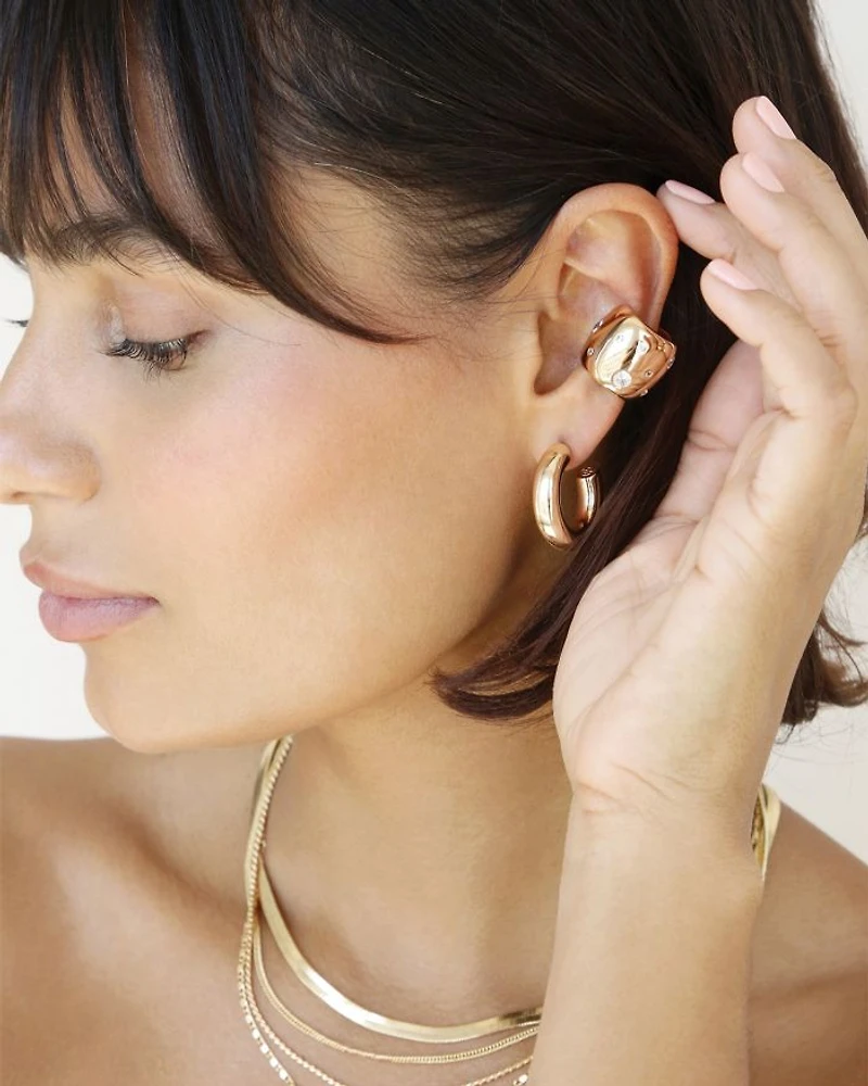 Scattered Crystal Single Chunky Ear Cuff