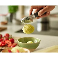 Elevate Ice Cream Scoop with Integrated Tool Rest
