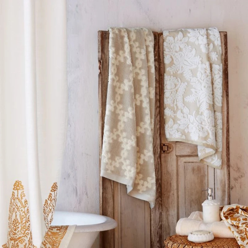 Pasak Bath Collection