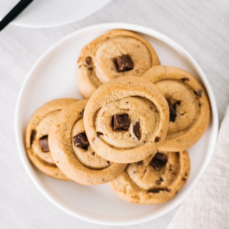 Classic and Chocolate Crunch Cookies, 2 Pack