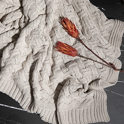 Pink Lemonade Dapa Throw Blanket