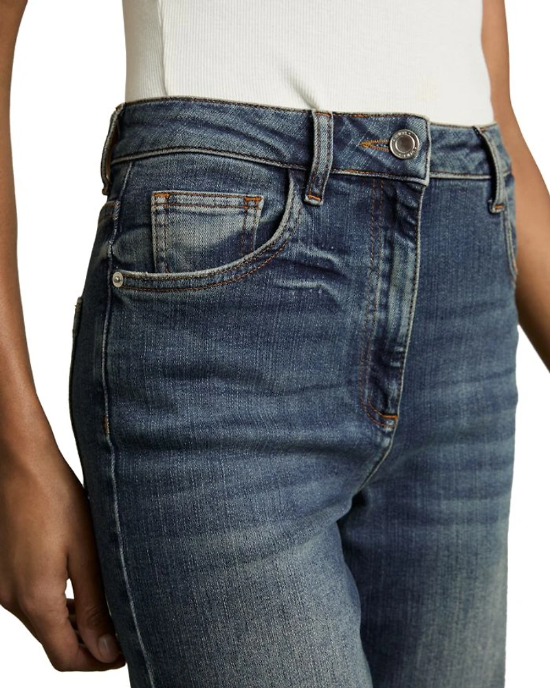 Petite Bonnie Flare Jeans Mid Blue