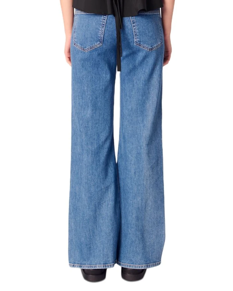 Embroidered Rhinestone High Rise Jeans Blue
