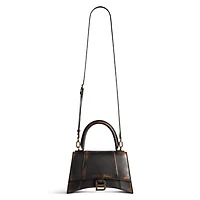 Hourglass Handbag Used Effect
