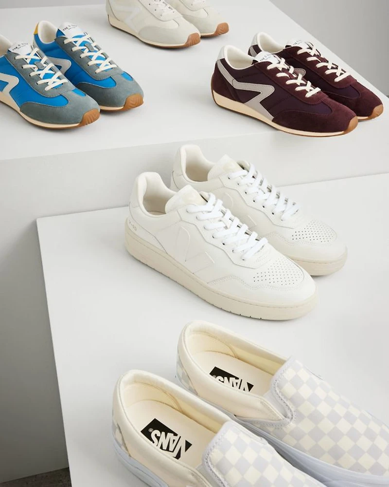 Men's V-90 Low Top Leather Sneakers