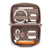 Arlo Large Tech Organizer
