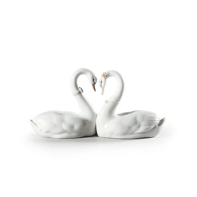 Lladro Endless Love Swan Sculpture