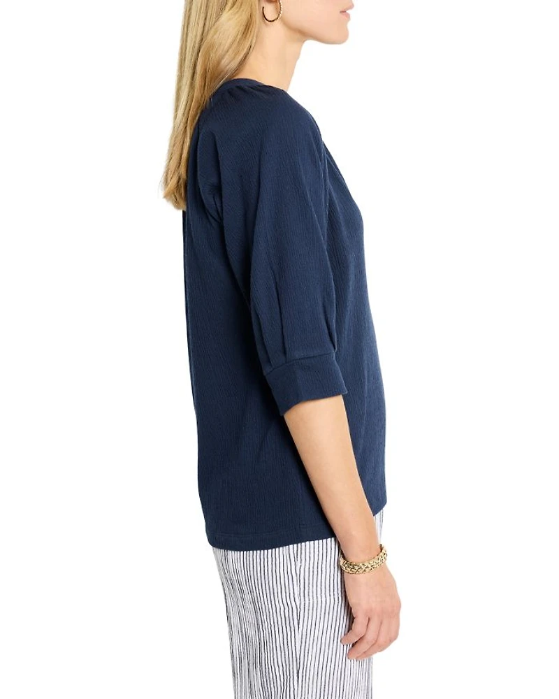 Crinkled Knit Cafe Top
