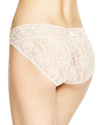 Signature Lace V-Kini