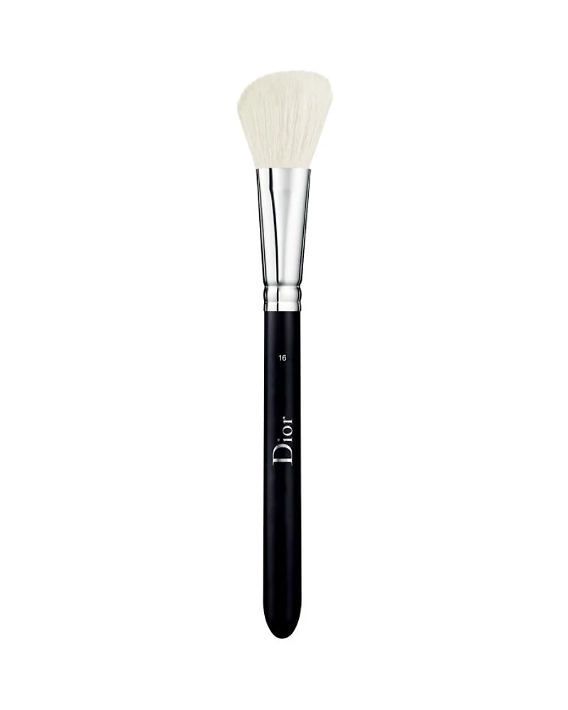 Backstage Blush Brush n°16