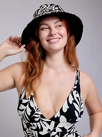 Bianca Bucket Hat