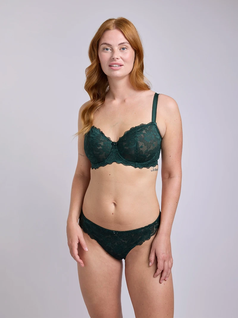 Lissi Thong
