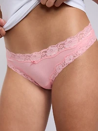 Dolly String