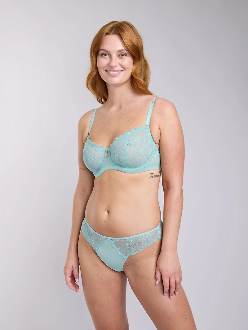 Gardenia Hipster Thong