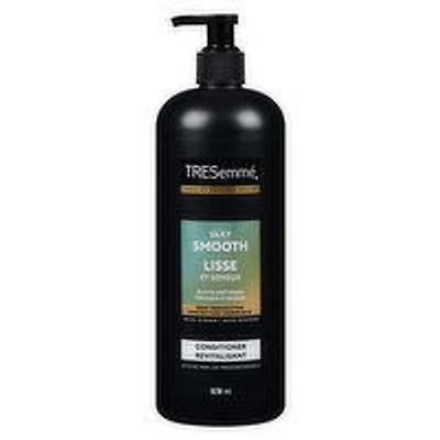 Tresemme - Smooth & Silky Conditioner, 828 Millilitre