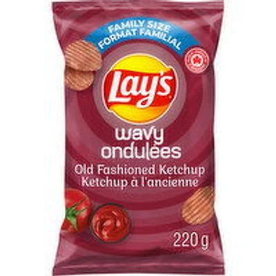 Lay's - Wavy Old Fashioned Ketchup Potato Chips,  Family Size, 220 Gram