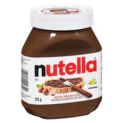 Nutella - Chocolate Hazelnut Spread for Breakfast, 725g Jar, 725 Gram