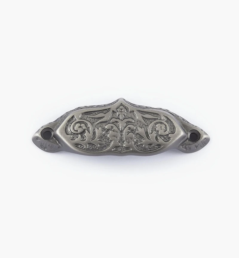 Cast Victorian Shell Pull