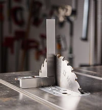 Équerres de machiniste