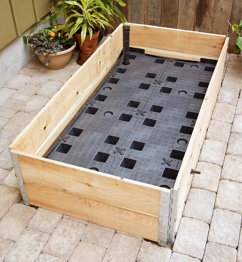 Self-Watering Raised-Bed Hardware