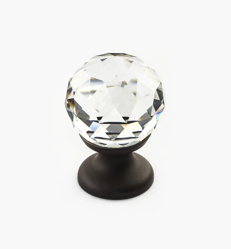 Boutons en verre à facettes