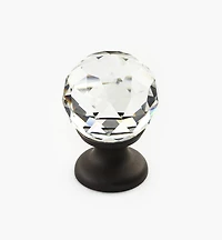 Boutons en verre à facettes