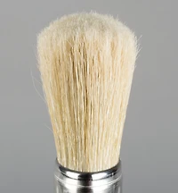 Pinceaux à vernis ovales