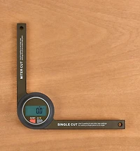 Digital Miter Saw Gauge