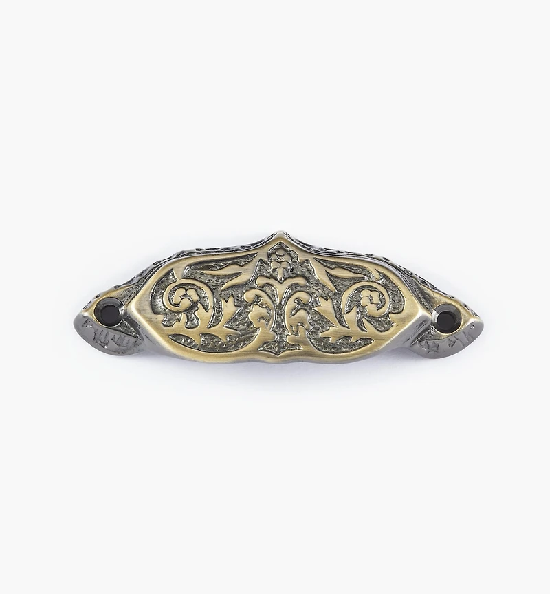 Cast Victorian Shell Pull