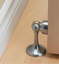 SOSS Magnetic Doorstop & Holder