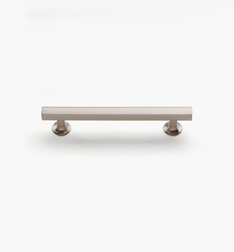 Everett Handles