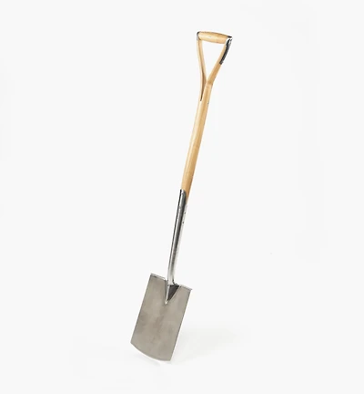 Ergonomic Ash-Handled Digging Spade