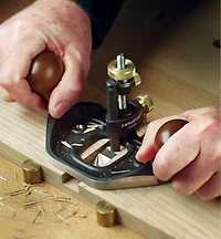 Veritas Large Router Plane, Box & Metric Blades Set