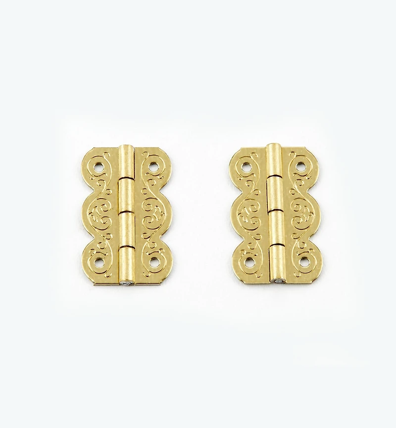 Charnières ciselées