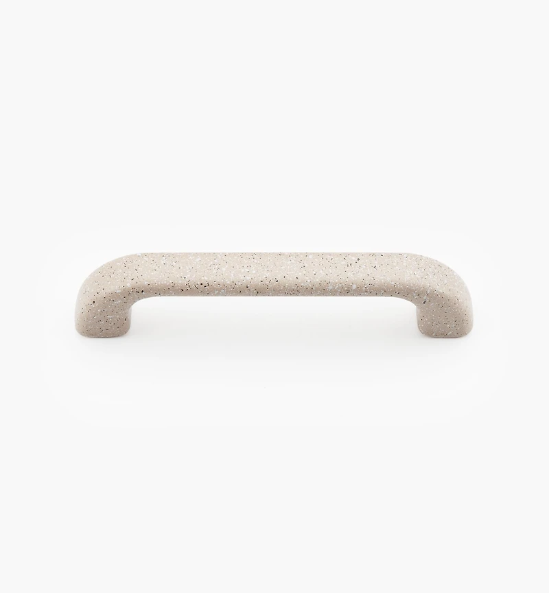 Broad Plastic Pull