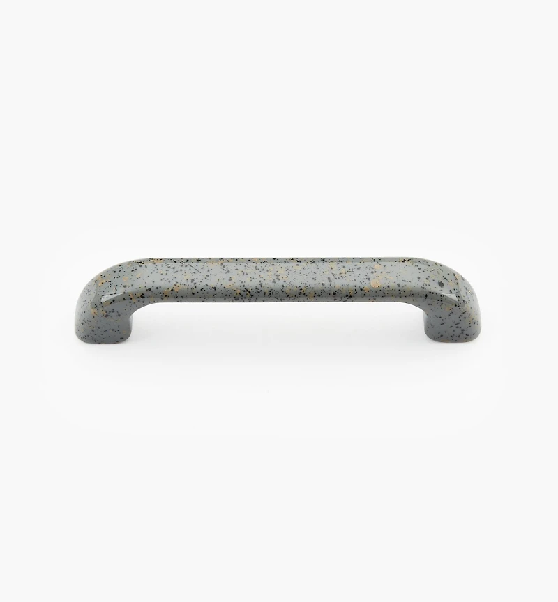 Broad Plastic Pull