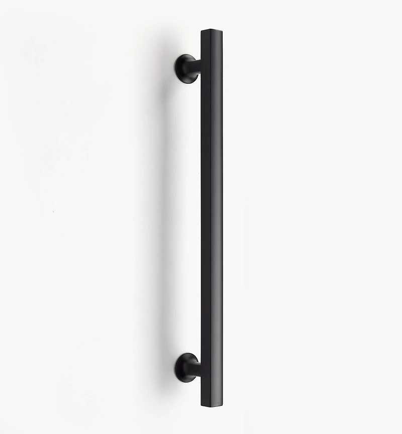 Everett Appliance Handles