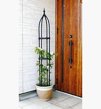 Obélisques de jardin