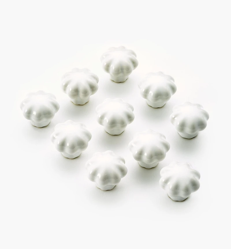 Ceramic Embossed Shell Knobs
